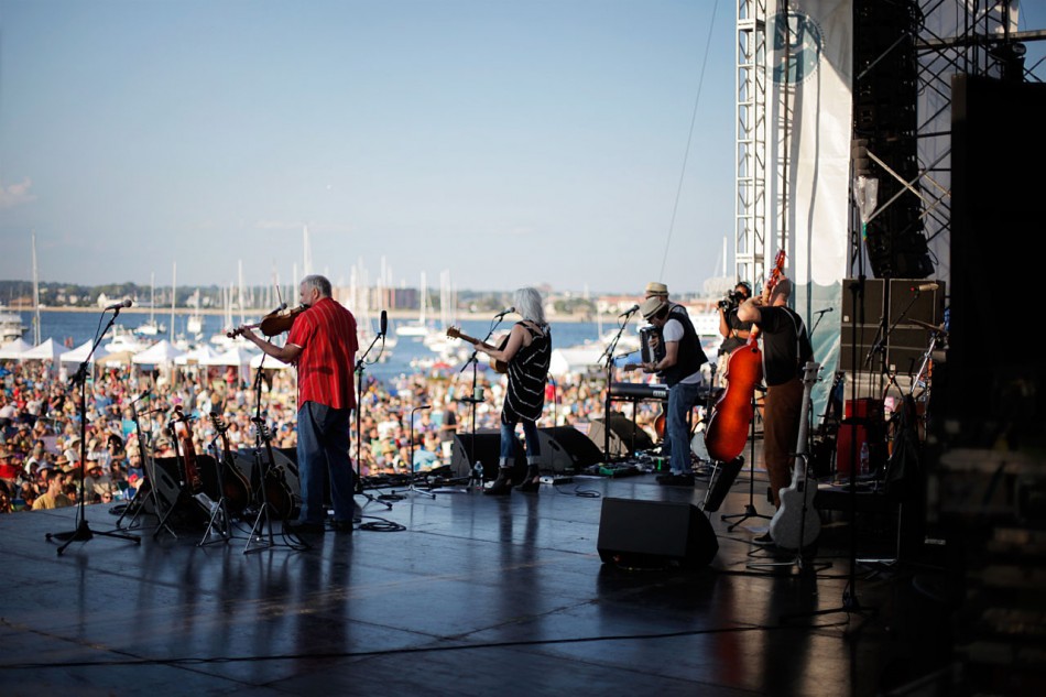 emmylouharris Emmylou Harris on stage at Newport Folk Festival